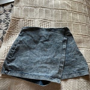 Dry Goods Denim Skort, skirt flap in front with shorts